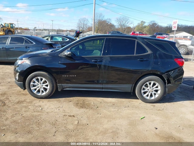 Chevrolet EQUINOX LS 2019 2GNAXSEV1K6108418 Image 14