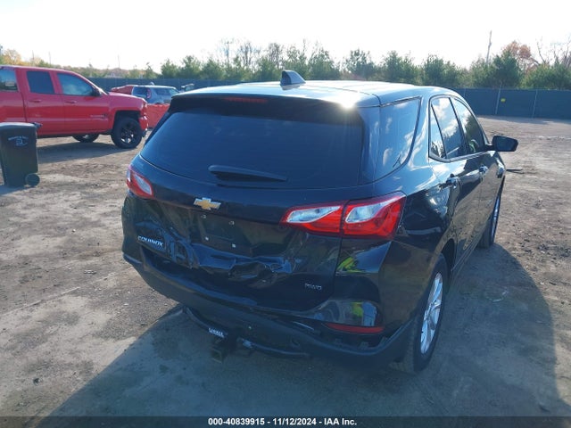 Chevrolet EQUINOX LS 2019 2GNAXSEV1K6108418 Image 4