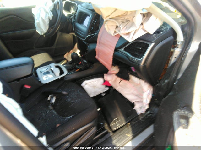 1C4PJLCB6LD653326 Jeep Cherokee Latitude Fwd