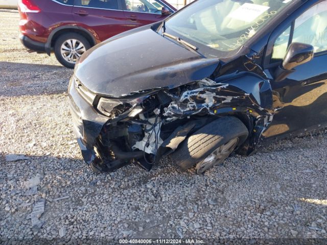 KL7CJLSB9MB307233 Chevrolet Trax Fwd Lt