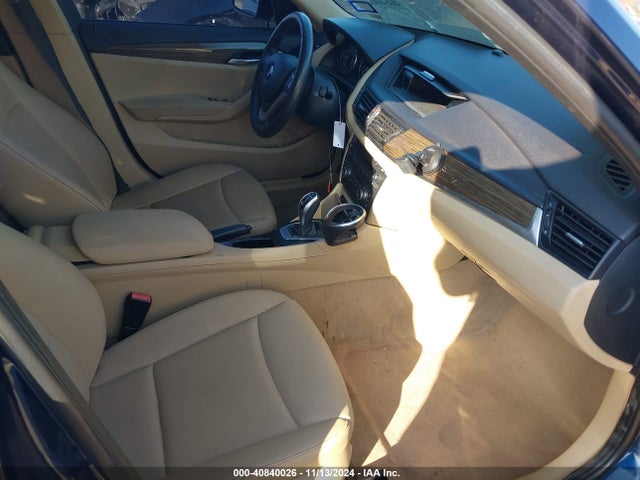 WBAVM1C57FV498729 BMW X1 Sdrive28i