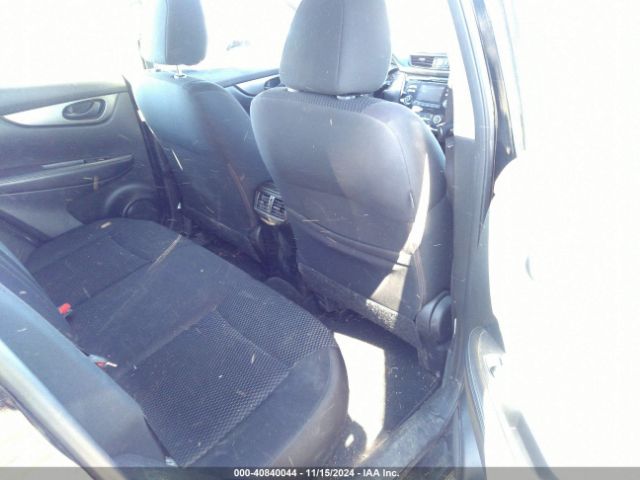 JN1BJ1CR3JW259587 Nissan Rogue Sport S
