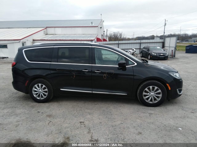 Chrysler Pacifica Touring L 2019 2C4RC1BG5KR650109 Image 13
