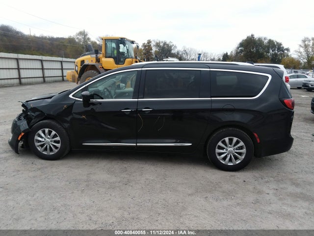 Chrysler Pacifica Touring L 2019 2C4RC1BG5KR650109 Image 14
