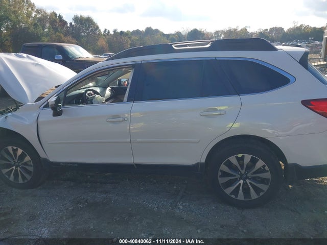 4S4BSBNC5F3331807 Subaru Outback 2.5i Limited