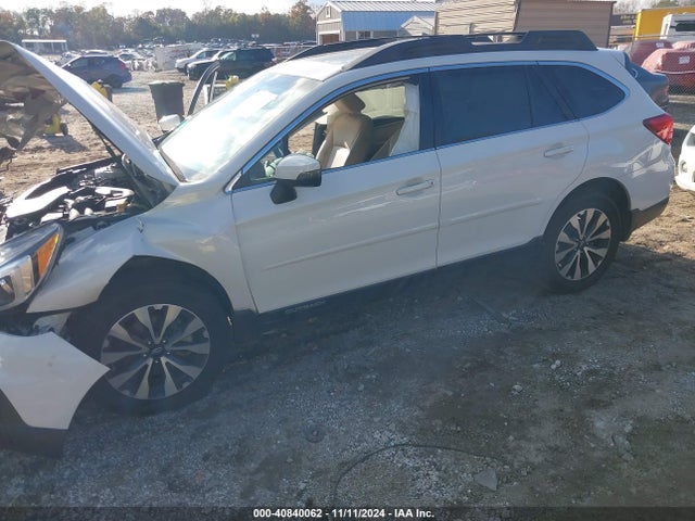 4S4BSBNC5F3331807 Subaru Outback 2.5i Limited