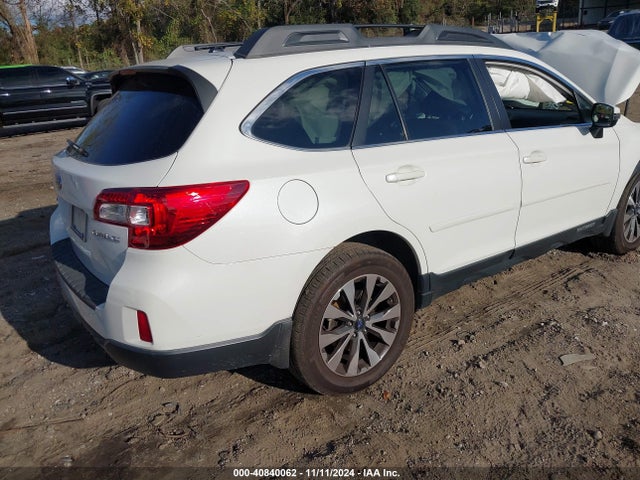 4S4BSBNC5F3331807 Subaru Outback 2.5i Limited