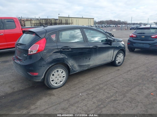3FADP4TJ1GM141858 Ford FIESTA S