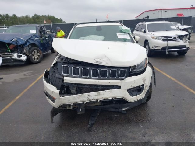 3C4NJCBB5KT692622 Jeep Compass Sun And Wheel Fwd