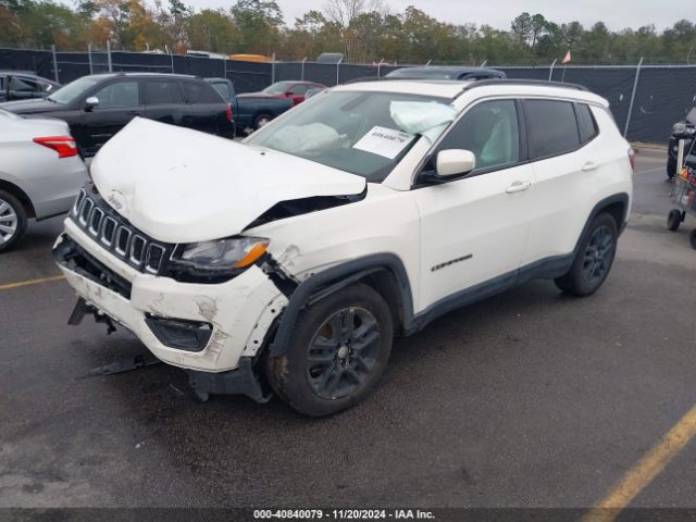 3C4NJCBB5KT692622 Jeep Compass Sun And Wheel Fwd
