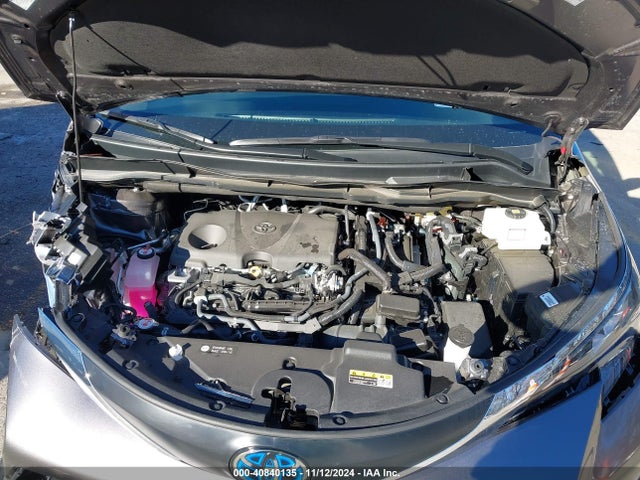 5TDJRKEC1RS204762 Toyota SIENNA XLE