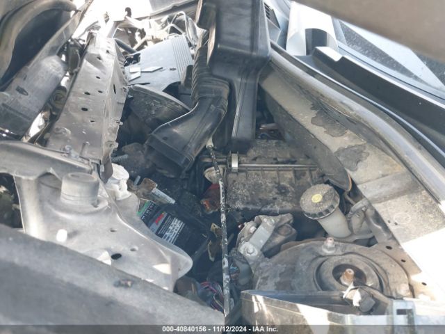 JA4AD3A39JZ009452 Mitsubishi Outlander Se
