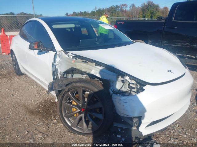 5YJ3E1EB8JF185822 Tesla Model 3 Long Range/performance