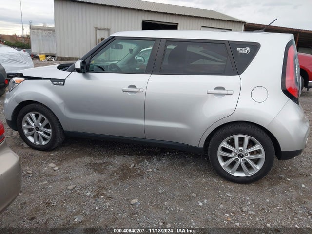 KIA SOUL + 2018 KNDJP3A51J7604807 Image 14