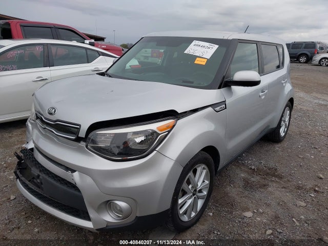 KIA SOUL + 2018 KNDJP3A51J7604807 Image 2