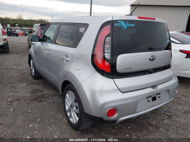 KIA SOUL + 2018 KNDJP3A51J7604807 Image 3