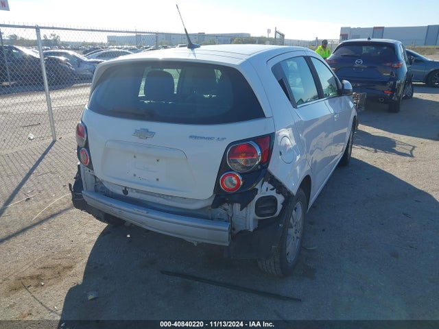 Chevrolet Sonic Lt Auto 2014 1G1JC6SG2E4191440 Image 4