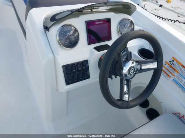 2022 HURRICANE BOAT GDY62588H122 Photo 6