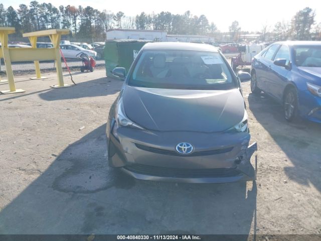 JTDKARFU8G3511663 Toyota Prius Four