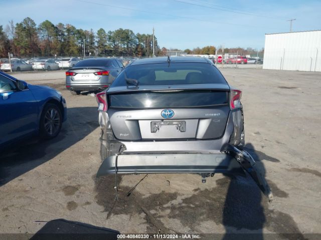JTDKARFU8G3511663 Toyota Prius Four