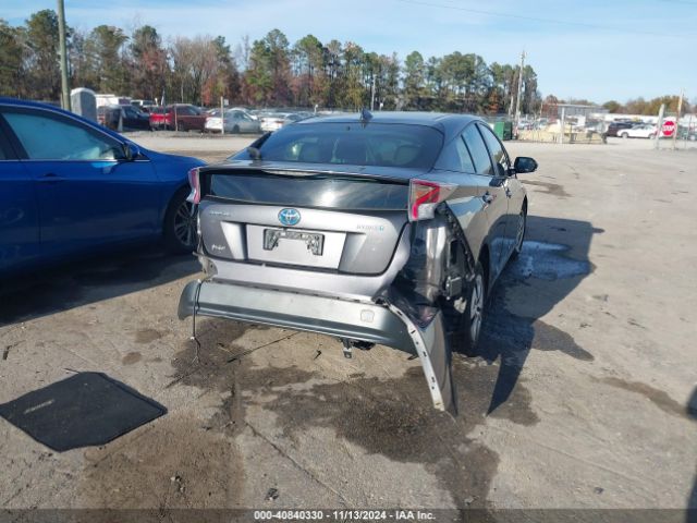 JTDKARFU8G3511663 Toyota Prius Four