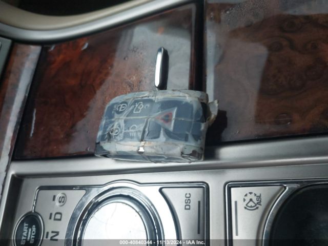 2010 JAGUAR XF SAJWA0GB2ALR52465 Photo 10