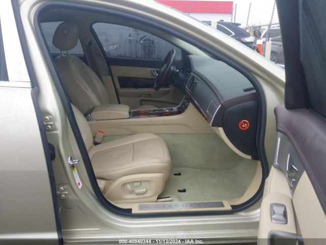 2010 JAGUAR XF SAJWA0GB2ALR52465 Photo 4