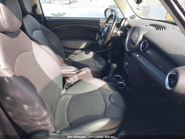 2011 MINI COOPER S WMWSV3C5XBTY12049 Photo 4