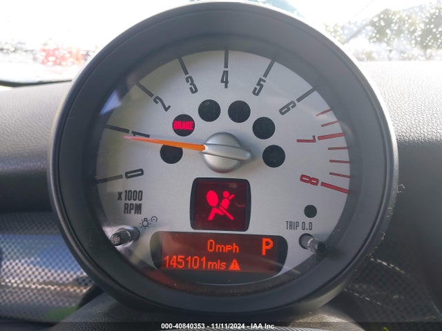 2011 MINI COOPER S WMWSV3C5XBTY12049 Photo 6