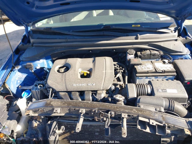 Hyundai ELANTRA SE 2017 5NPD74LF3HH126369 Image 10