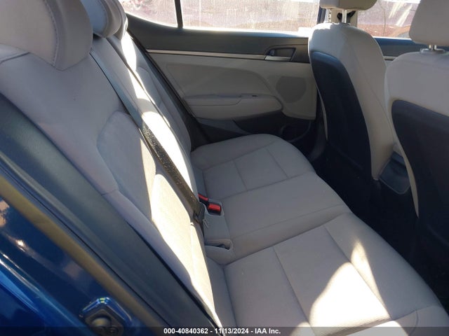 Hyundai ELANTRA SE 2017 5NPD74LF3HH126369 Image 8
