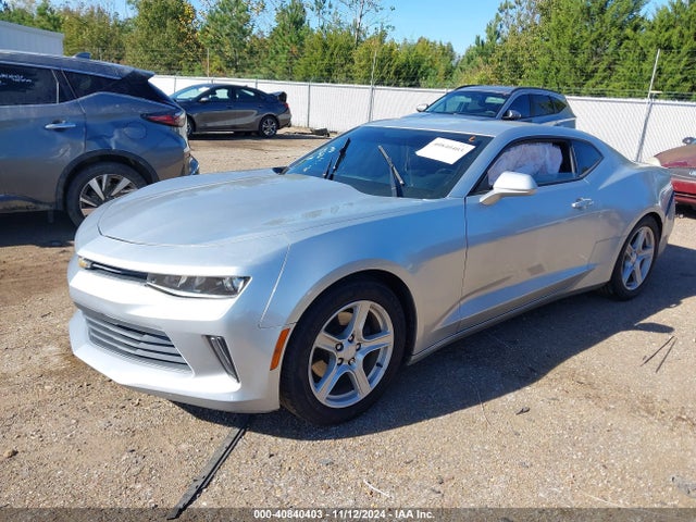 Chevrolet Camaro 1lt 2017 1G1FB1RS3H0174616 Image 2