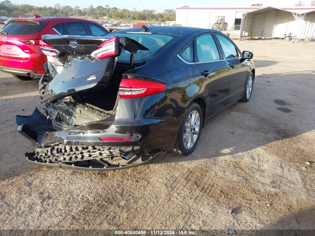 Ford FUSION SE 2019 3FA6P0HD8KR154364 Image 4
