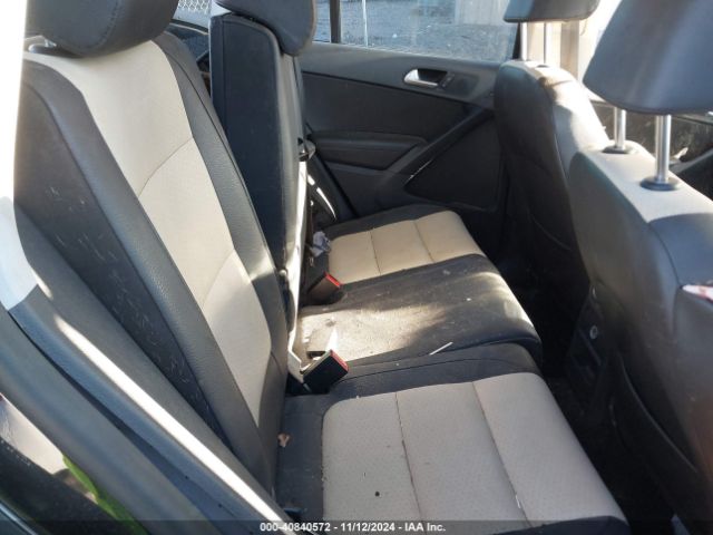 WVGAV7AX3GW586058 Volkswagen Tiguan R-line/s/se/sel