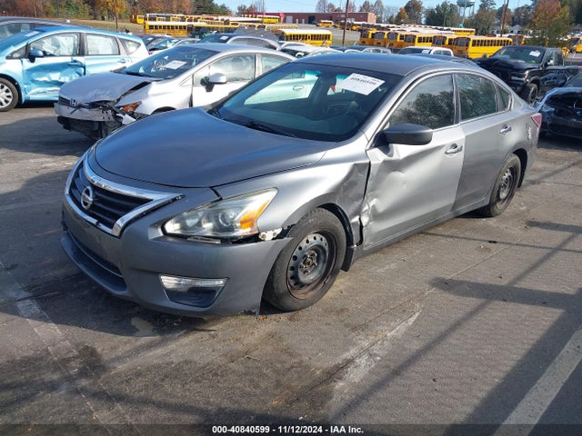 Nissan Altima 2.5 S 2015 1N4AL3AP3FC426612 Image 2