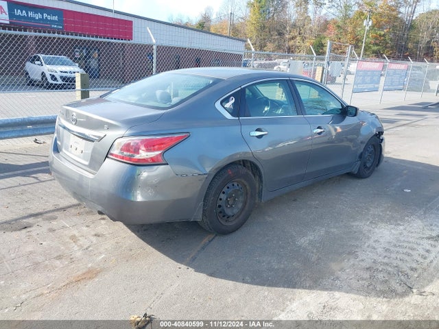 Nissan Altima 2.5 S 2015 1N4AL3AP3FC426612 Image 4