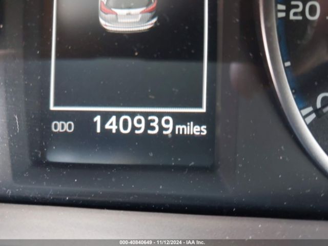 JTMWFREV2HD100557 Toyota Rav4 Xle