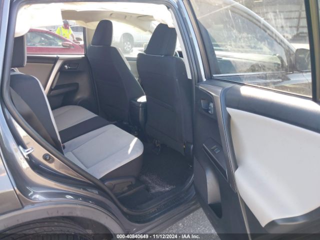JTMWFREV2HD100557 Toyota Rav4 Xle