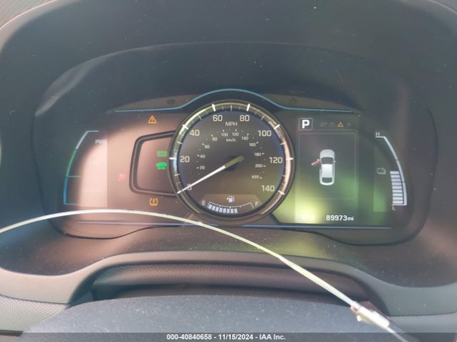 KMHC65LC1JU067890 Hyundai Ioniq Hybrid Blue