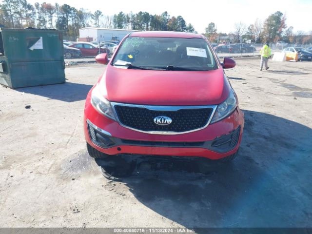 KNDPB3ACXE7568922 KIA Sportage Lx