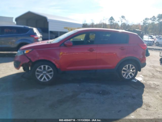 KNDPB3ACXE7568922 KIA Sportage Lx