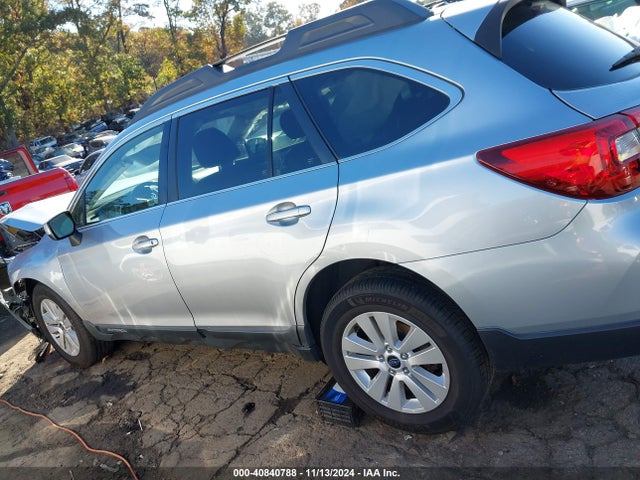Subaru Outback 2.5i Premium 2015 4S4BSACC8F3211741 Image 14