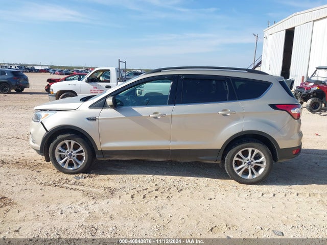 Ford ESCAPE SE 2018 1FMCU9GD8JUD42140 Image 14