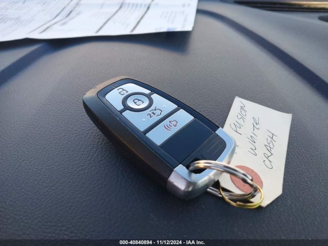 3FA6P0LUXKR147245 Ford Fusion Hybrid Se