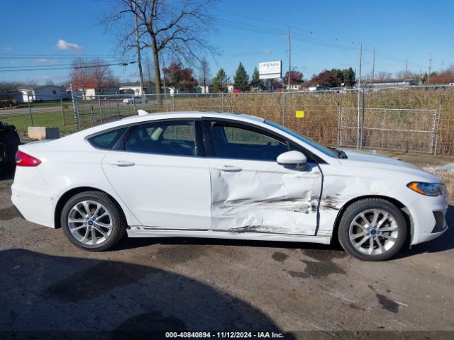 3FA6P0LUXKR147245 Ford Fusion Hybrid Se