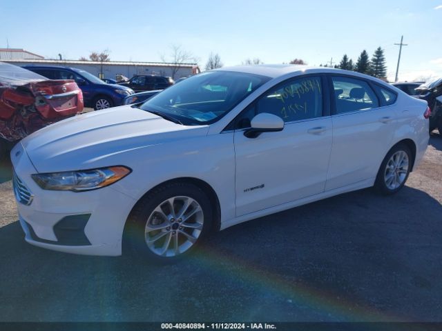 3FA6P0LUXKR147245 Ford Fusion Hybrid Se