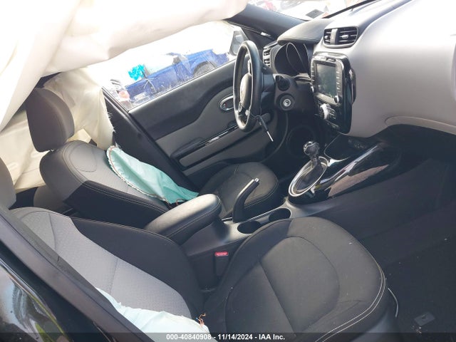 KIA SOUL + 2014 KNDJP3A5XE7074097 Image 5