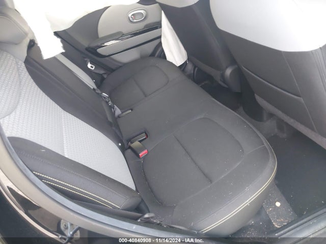 KIA SOUL + 2014 KNDJP3A5XE7074097 Image 8