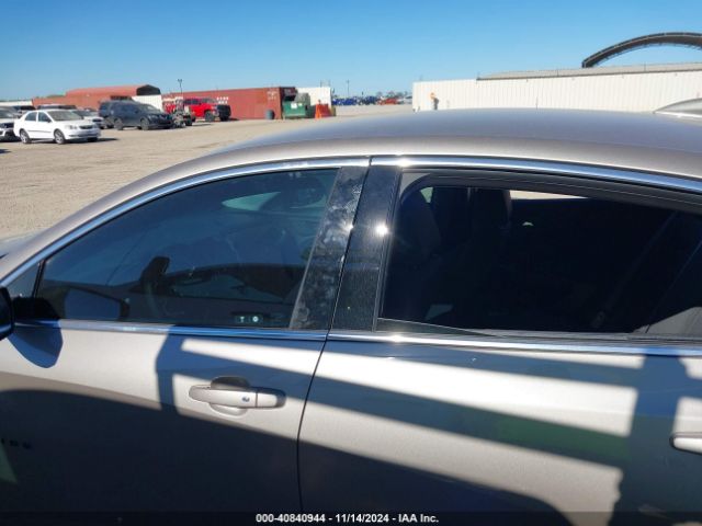 1G1ZG5ST3RF189804 Chevrolet Malibu Fwd Rs