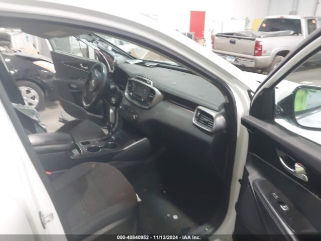 5XYPGDA50GG011760 KIA Sorento 3.3l Lx